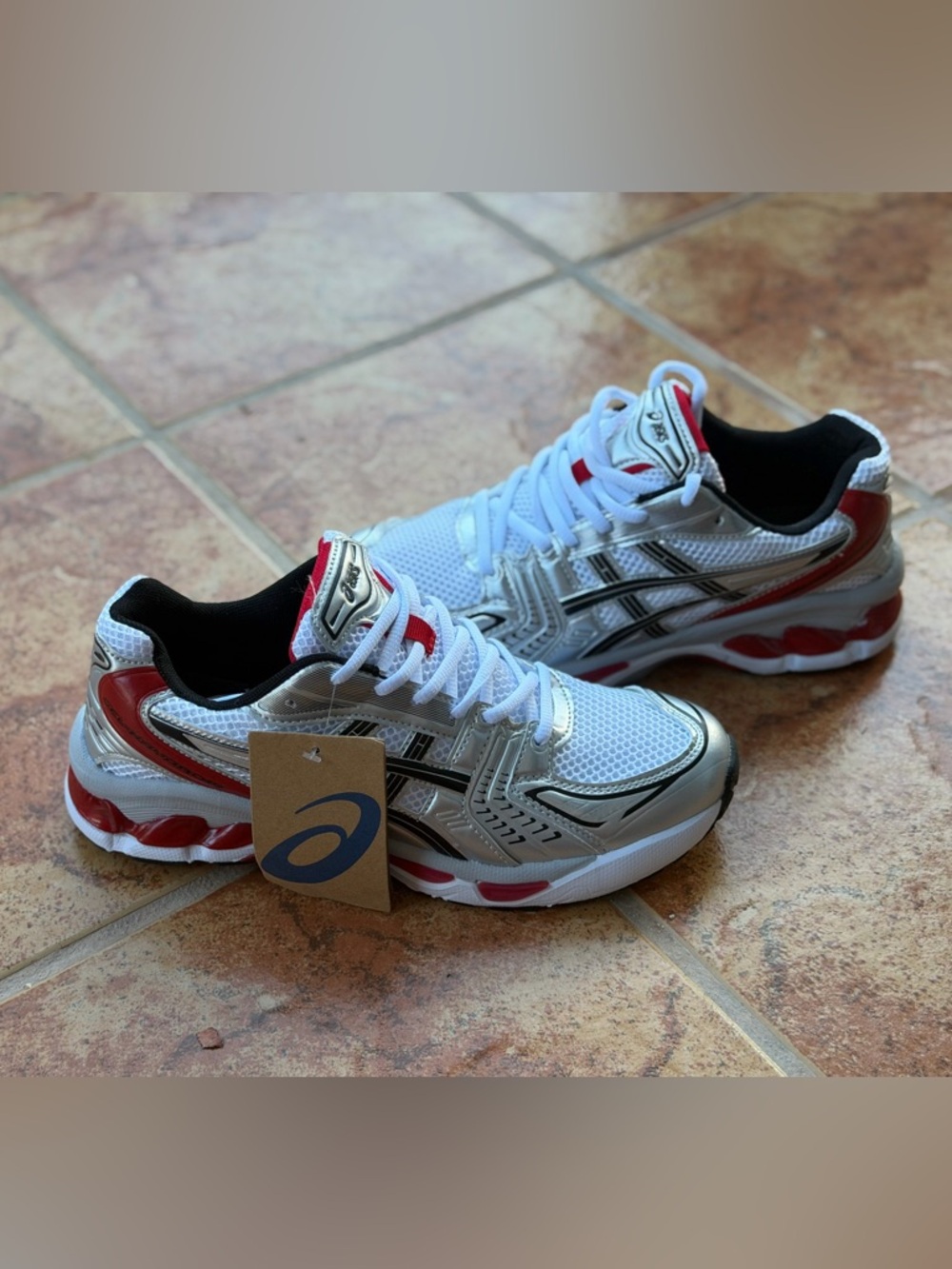 Size 8.5 Men’s And Women’s 10 - Asics Gel Kayano 14 White Silver Red